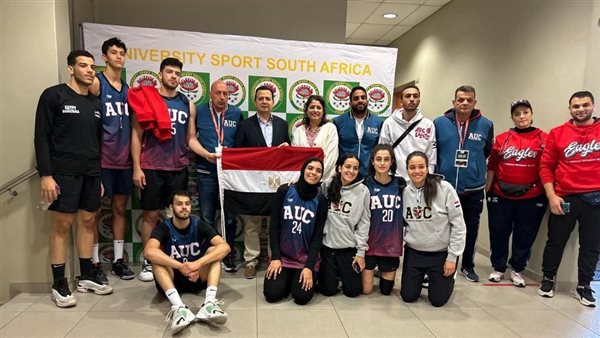 طلاب الجامعات والمعاهد