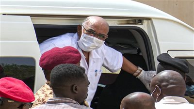 تقارير: قوات الدعم السريع تحاصر الرئيس المعزول عمر البشير في المستشفى العسكري