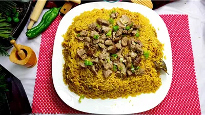 طريقة عمل الكبسة باللحمة على قد الإيد.. وصفة الخطوة الواحدة بالدقوس