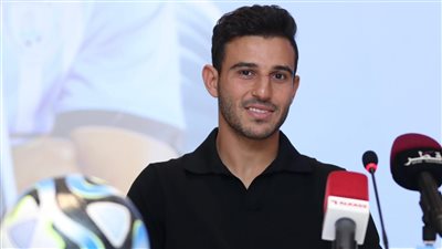 حمدي فتحي يقود تشكيل الوكرة القطري أمام إسبانيول وديًا