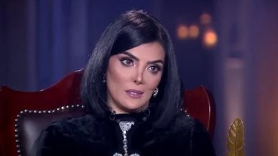 بلاغ من حورية فرغلي ضد سارقي حساباتها على السوشيال ميديا.. فما تطورات القضية؟