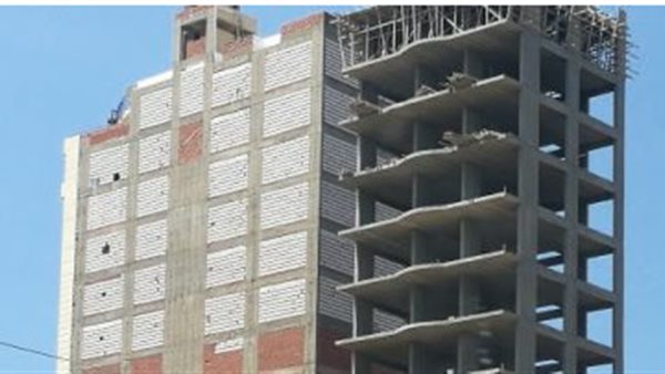 الأبراج المبنية