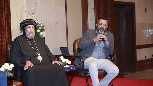 مناقشة كتاب المجتمع