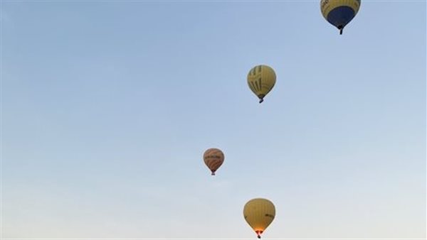رحلات البالون الطائر