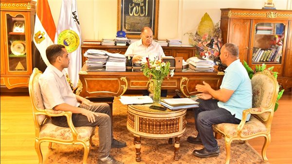 محافظ أسيوط