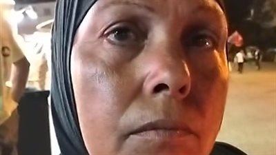 أرملة ومريضة كبد.. قصة كفاح بائعة ذرة في رأس البر: بشقى عشان أربي عيالي بالحلال | بث مباشر