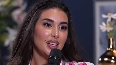 ياسمين صبري توجه رسالة لـ زوجة عادل إمام: يا زين ما ربيتي