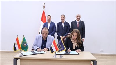 وزير الاتصالات يشهد توقيع مذكرتي تفاهم لتنفيذ مشروعات التطوير المؤسسي الرقمي بالمنوفية 