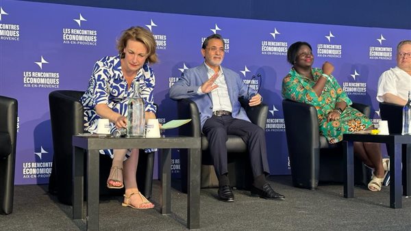 عبد الرحيم على بمؤتمر