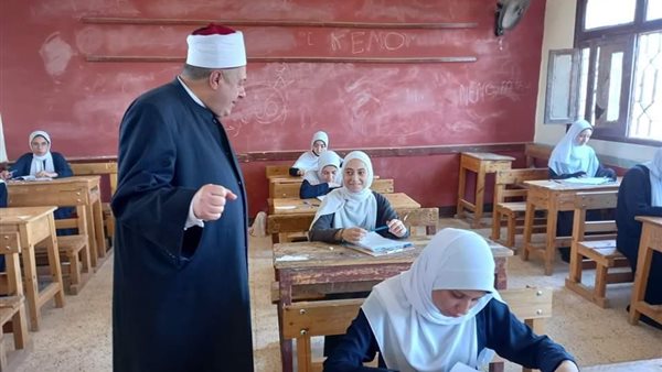 رئيس قطاع المعاهد