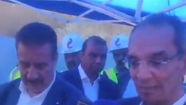 وزير الاتصالات ومحافظ