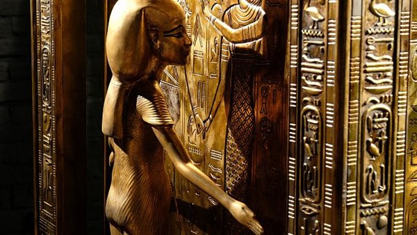  كنوز مقبرة توت عنخ