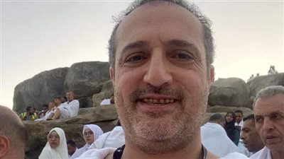  محدش وشه بينور في الحج.. شريف مدكور يسخر من المقولة الشهيرة