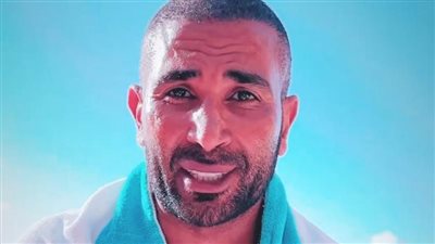 أحمد سعد: لقيت اليونان زحمة قلت أكمل باقي الإجازة في إيطاليا