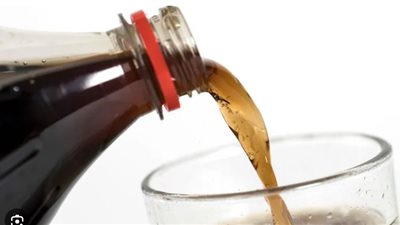 بعد تحذير هيئة الدواء المصرية.. 5 مشروبات لا يجب تناولها مع الأدوية