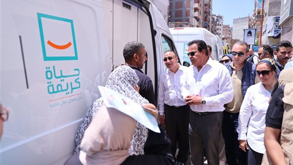 وزير الصحة خلال متابعة