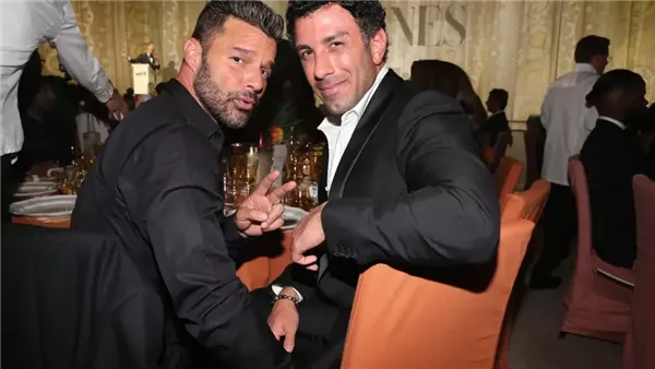 ريكي مارتن وجوان