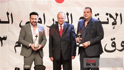 ميديا هب - سعدي جوهر تفوز بجائزة الإنتاج الدرامي المتميز عن تحت الوصاية بحفل القومي لحقوق الإنسان