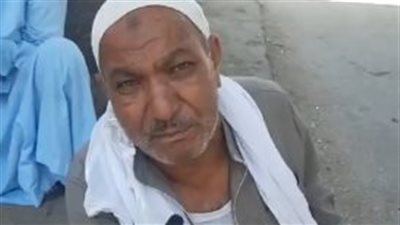 عامل نحاتة يسطر قصة كفاح بالفأس والمقطف: بستحمل التعب عشان لقمة العيش | بث مباشر 