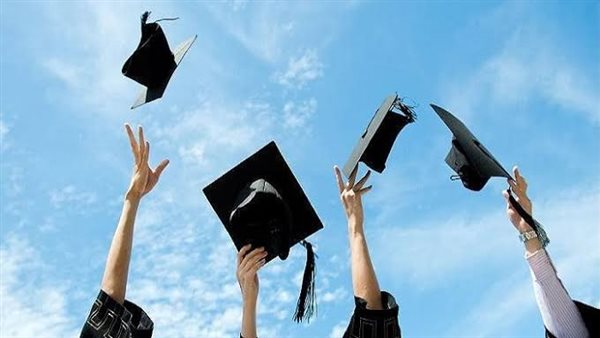 عبارات تهنئة بالنجاح