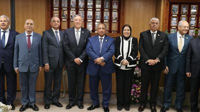 رئيس هيئة قضايا الدولة يلتقي المستشار بولس فهمي رئيس المحكمة الدستورية العليا | صور