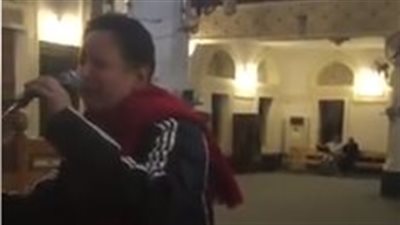 بعد صورة مرضه الصادمة.. كيف كان آخر ظهور لـ إيمان البحر درويش في أحد المساجد؟