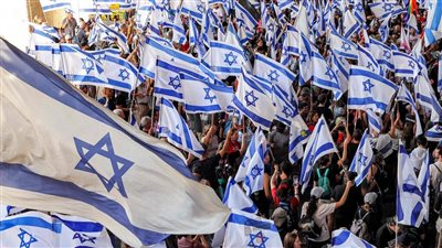 مواجهات بين الشرطة الإسرائيلية وعائلات المحتجزين أمام الكنيست 