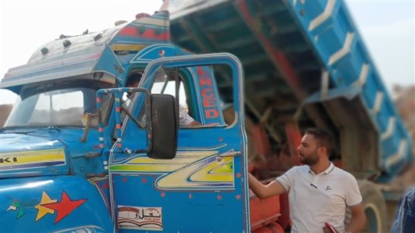 مصادرة سيارتان نقل