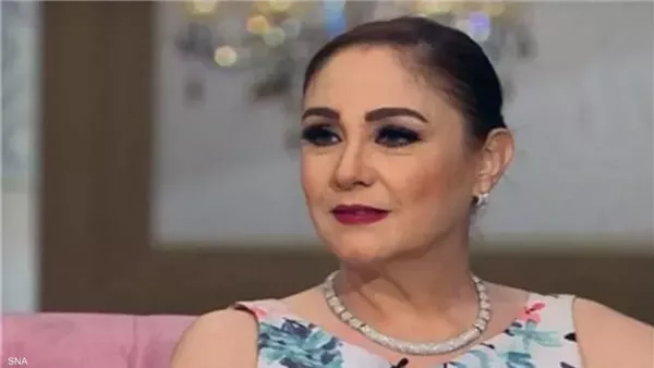 الفنانة شيرين 