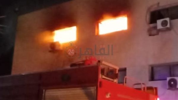 جانب من الحريق