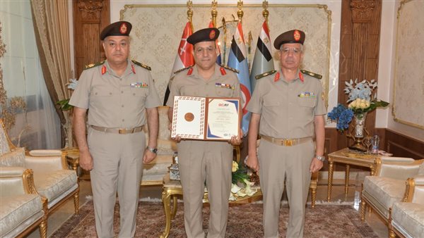  قادة القوات المسلحة