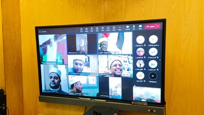 رئيس المعاهد الأزهرية يجتمع برؤساء المناطق ومراكز التصحيح.. ويؤكد: طلابنا أمانة في أعناقكم