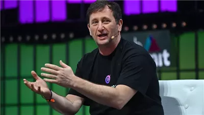 أمريكا تعتقل رئيس بورصة عملات مشفرة وتغرمه 4.7 مليار دولار