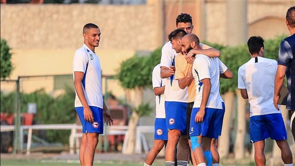 وداع نيدفيد للاعبي