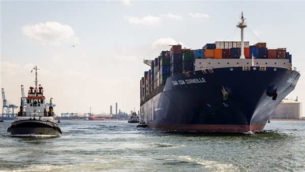 ميناء دمياط