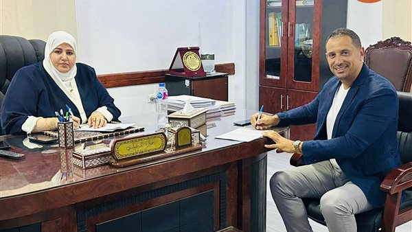 توقيع التعاقد