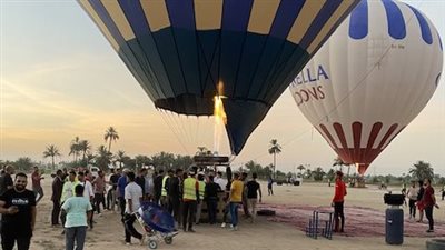عودة رحلات البالون الطائر.. و30 رحلة بسماء الأقصر تقل 640 سائحا 