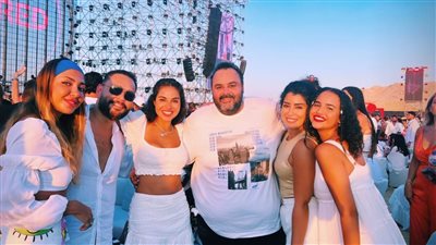 10 صور للنجوم في أولى حفلات عمرو دياب بصيف 2023