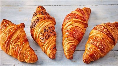 طريقة عمل الكرواسون في الفرن.. وصفتين إحداهما صحية بدقيق القمح الكامل
