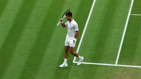 اللاعب الصربي نوفاك