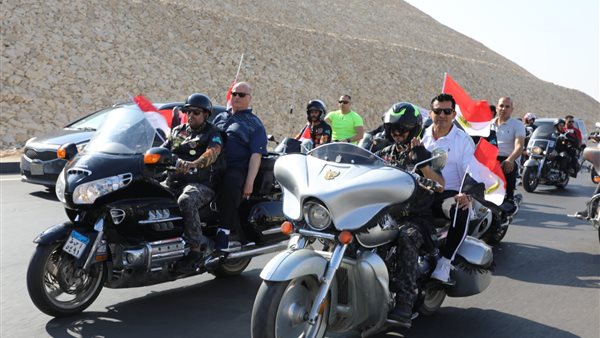 وزير الشباب ومحافظ