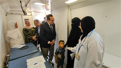 توقيع الكشف الطبي على 3200 مواطن خلال قافلة بشمال سيناء