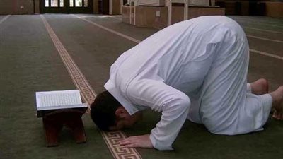 ما حكم سجود التلاوة؟.. علي جمعة يوضح