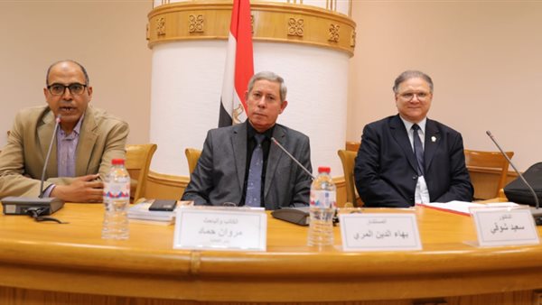 جانب من الندوة 