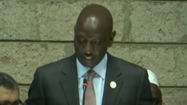  الرئيس الكيني