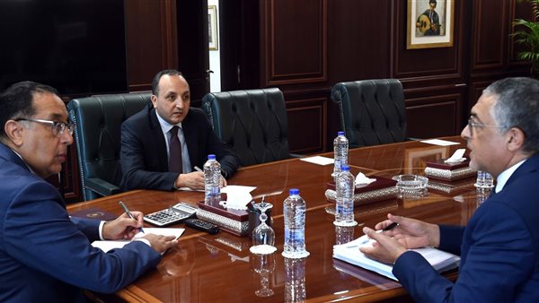 اجتماع الدكتور مصطفى