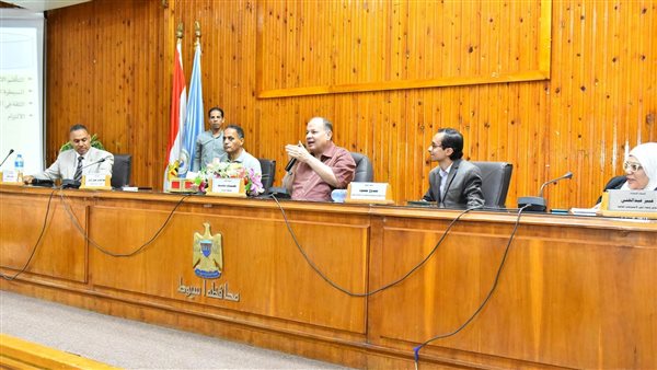 محافظ أسيوط