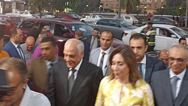 وزيرة الثقافة تصل