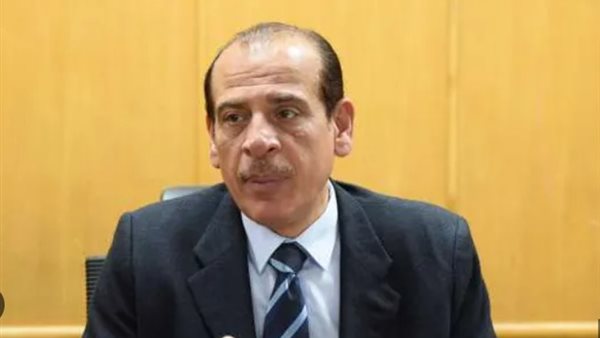 الدكتور عمرو قنديل