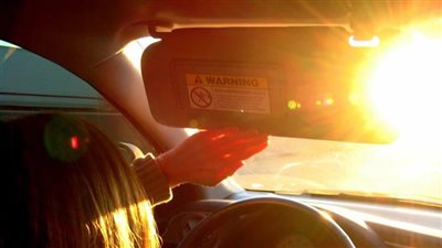 7 أشياء تجنب وضعها في السيارة خلال فصل الصيف.. البرفان والولاعة أبرزها